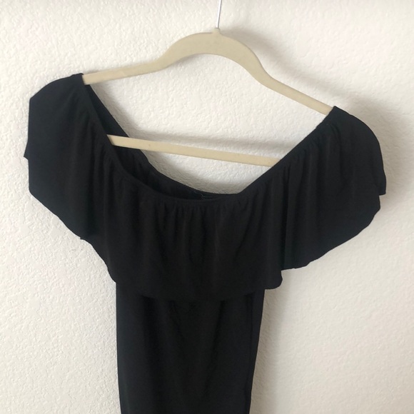 Black Off the Shoulder Bodysuit - Picture 2 of 3